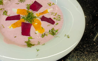 Chłodnik z&nbsp;jajkiem