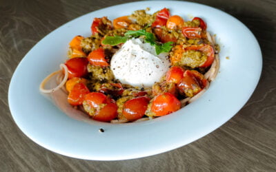 Makaron z&nbsp;zielonym pesto i&nbsp;burratą