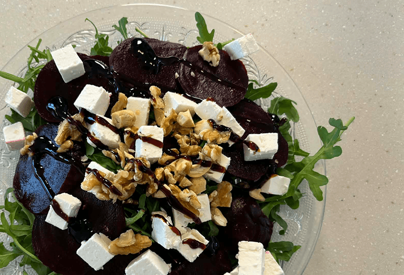 Kolacja Sałatka z Burakiem i Serem Feta_