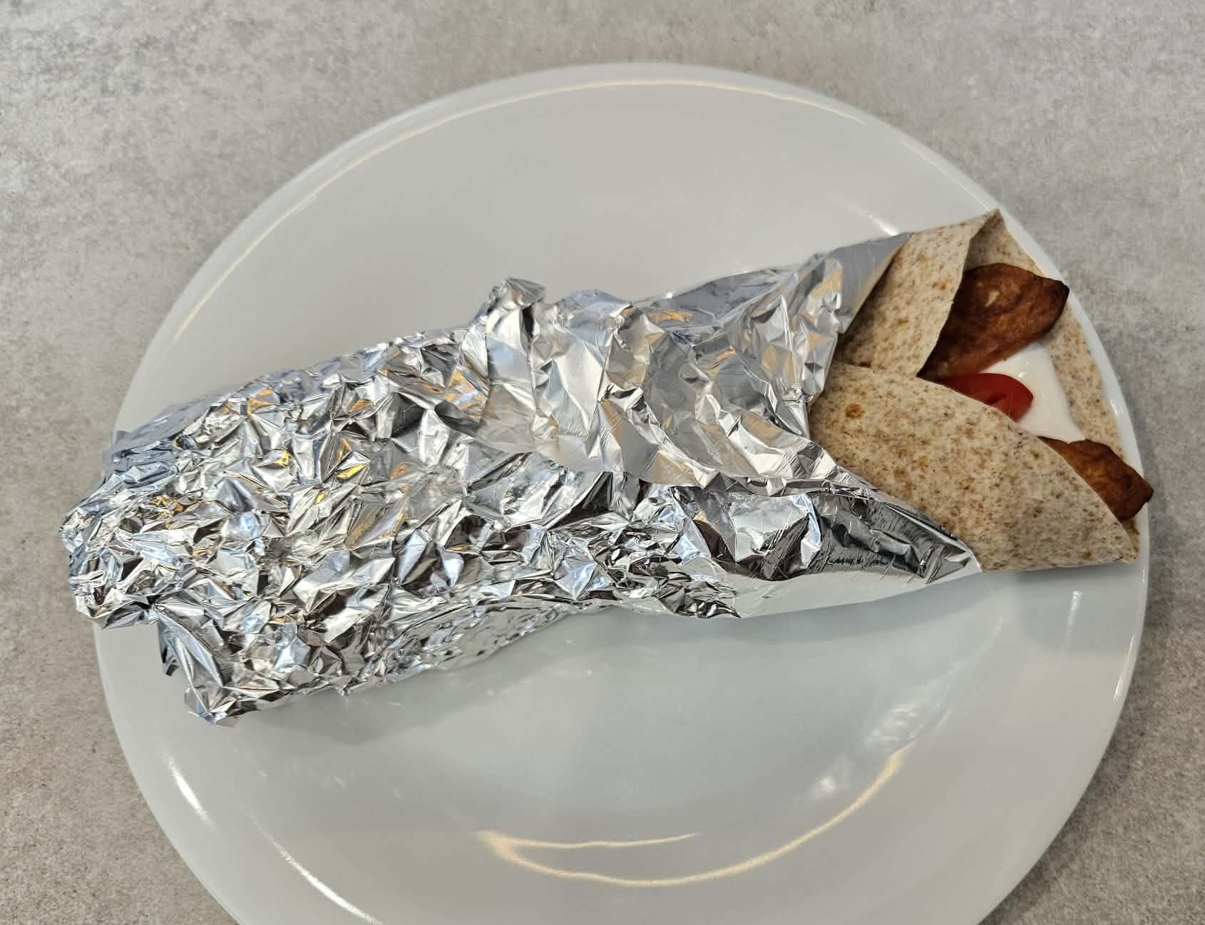 Kebab z pieczonym halloumi
